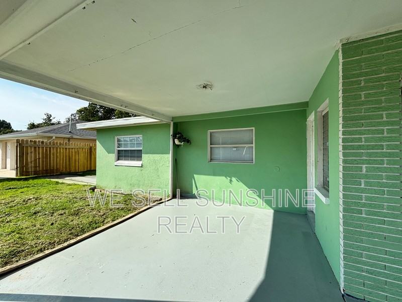 2808 Madison St W - Photo 2 of 26