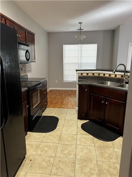 127 Pine View Xing - Photo 7 of 12