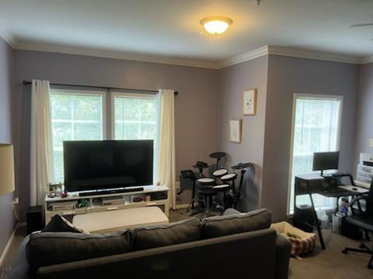 527 Water St - Photo 3 of 13