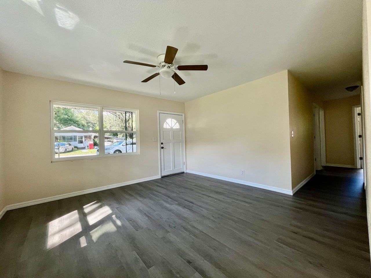 501 W Dixie St - Photo 5 of 20