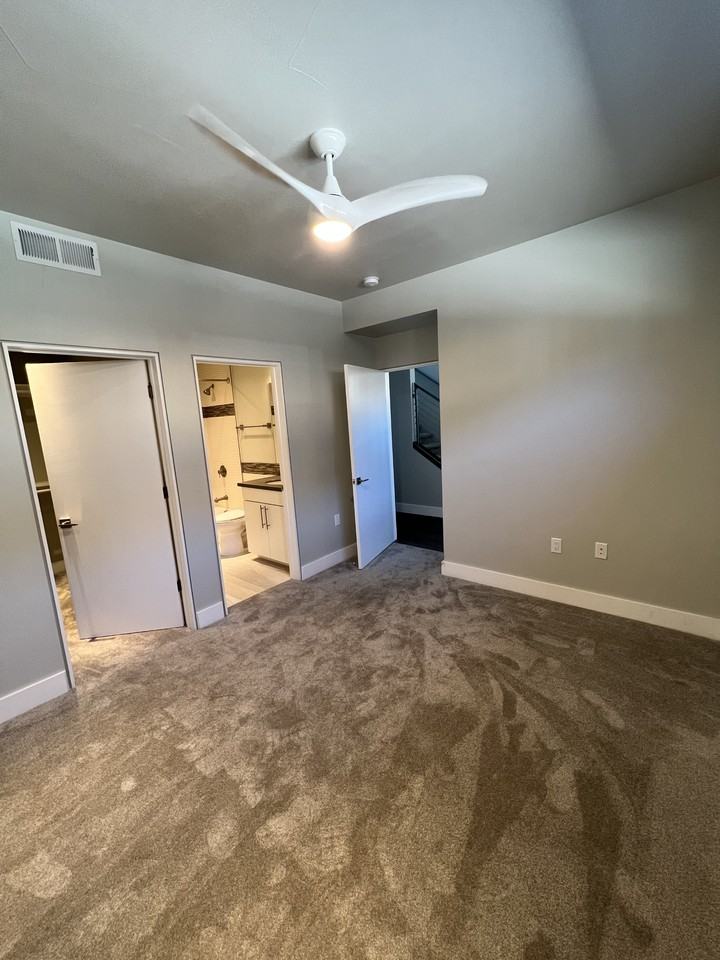 100 High St #100HIGHST - Photo 2 of 16