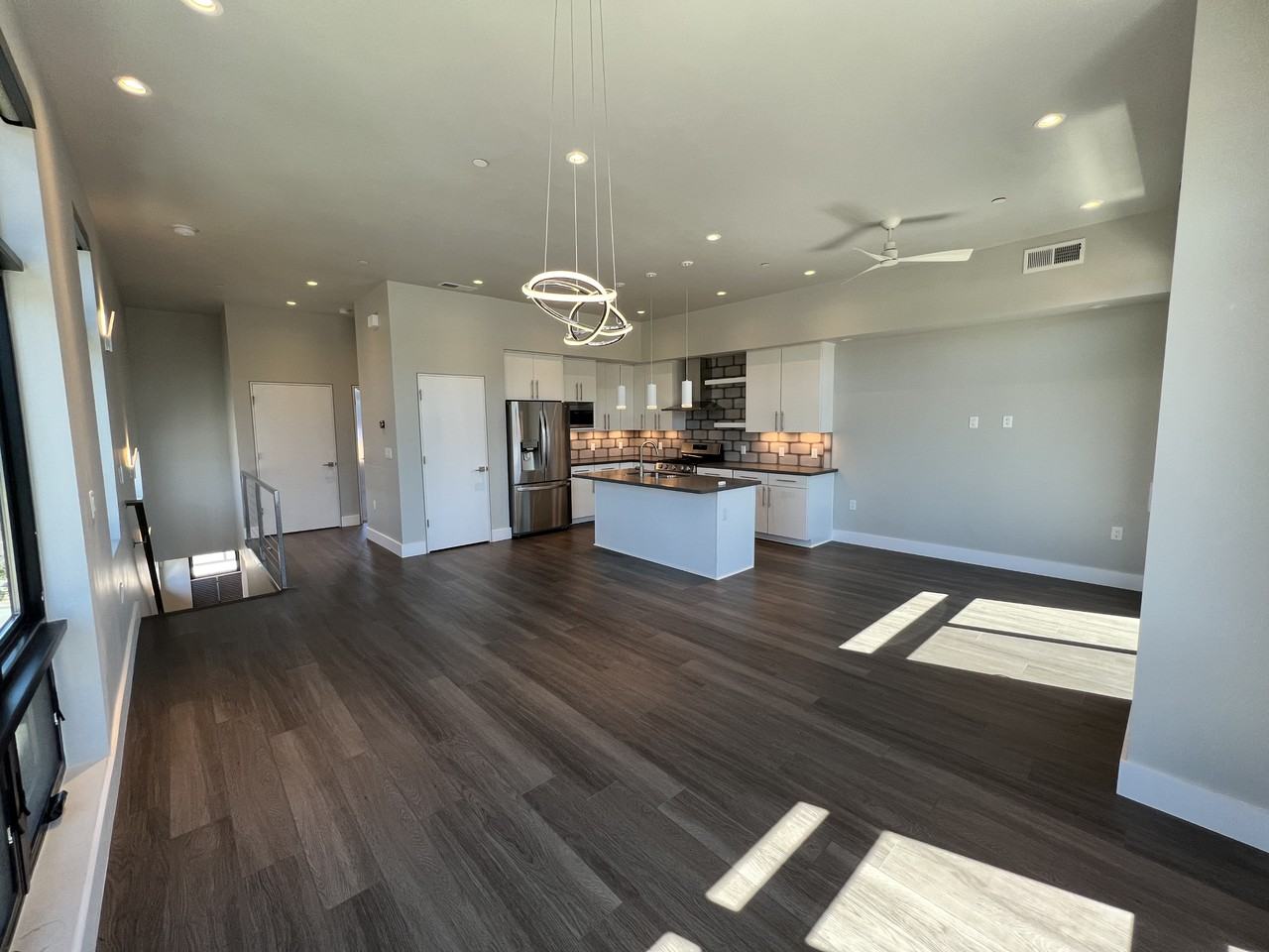 100 High St #100HIGHST - Photo 5 of 16