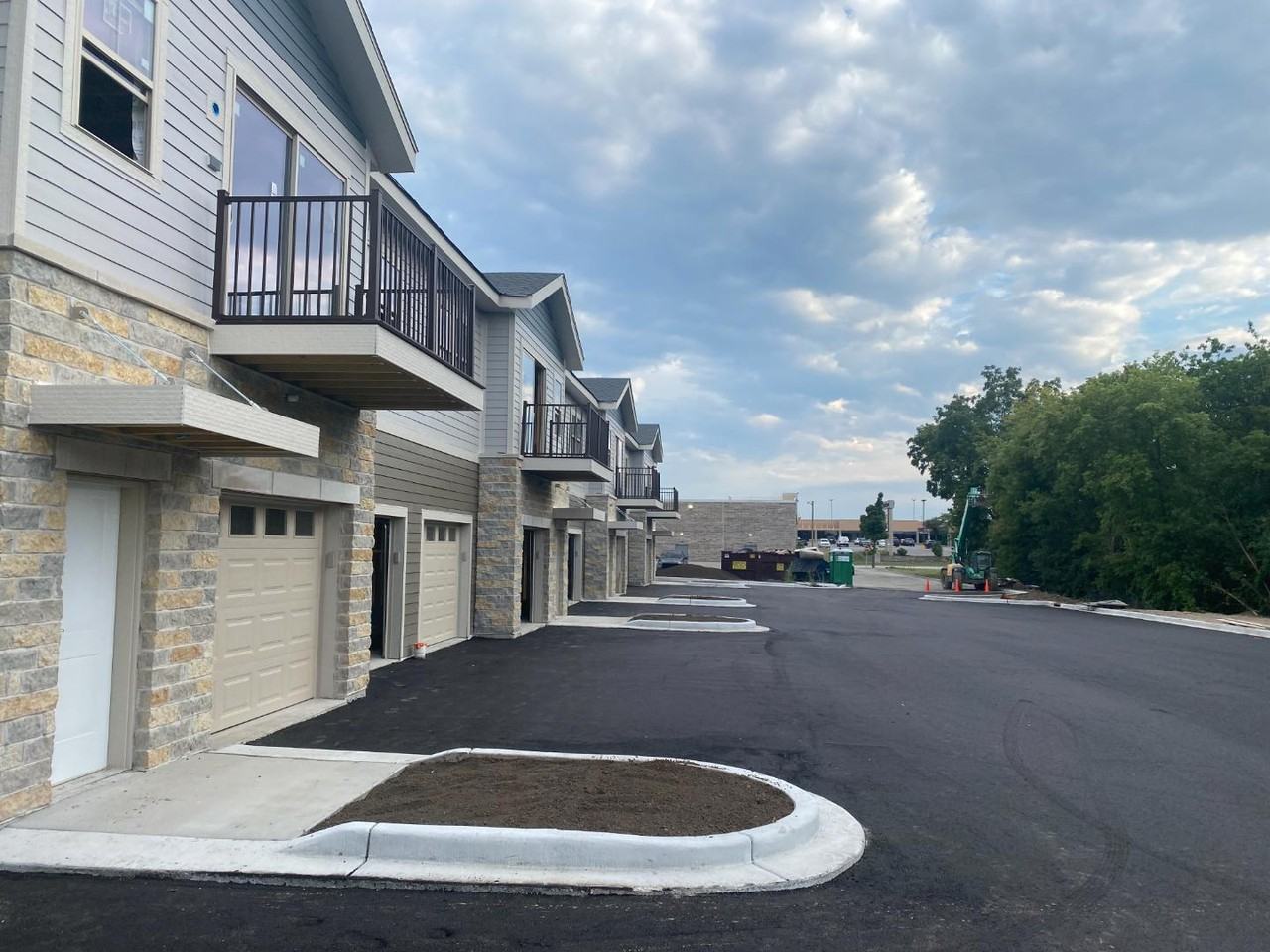 Layton Lofts - Photo 3 of 10