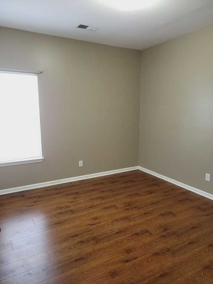 5295 Cottage Ln - Photo 7 of 16