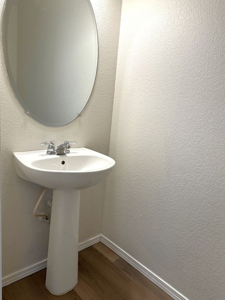 7443 Country Side Grv - Photo 6 of 21