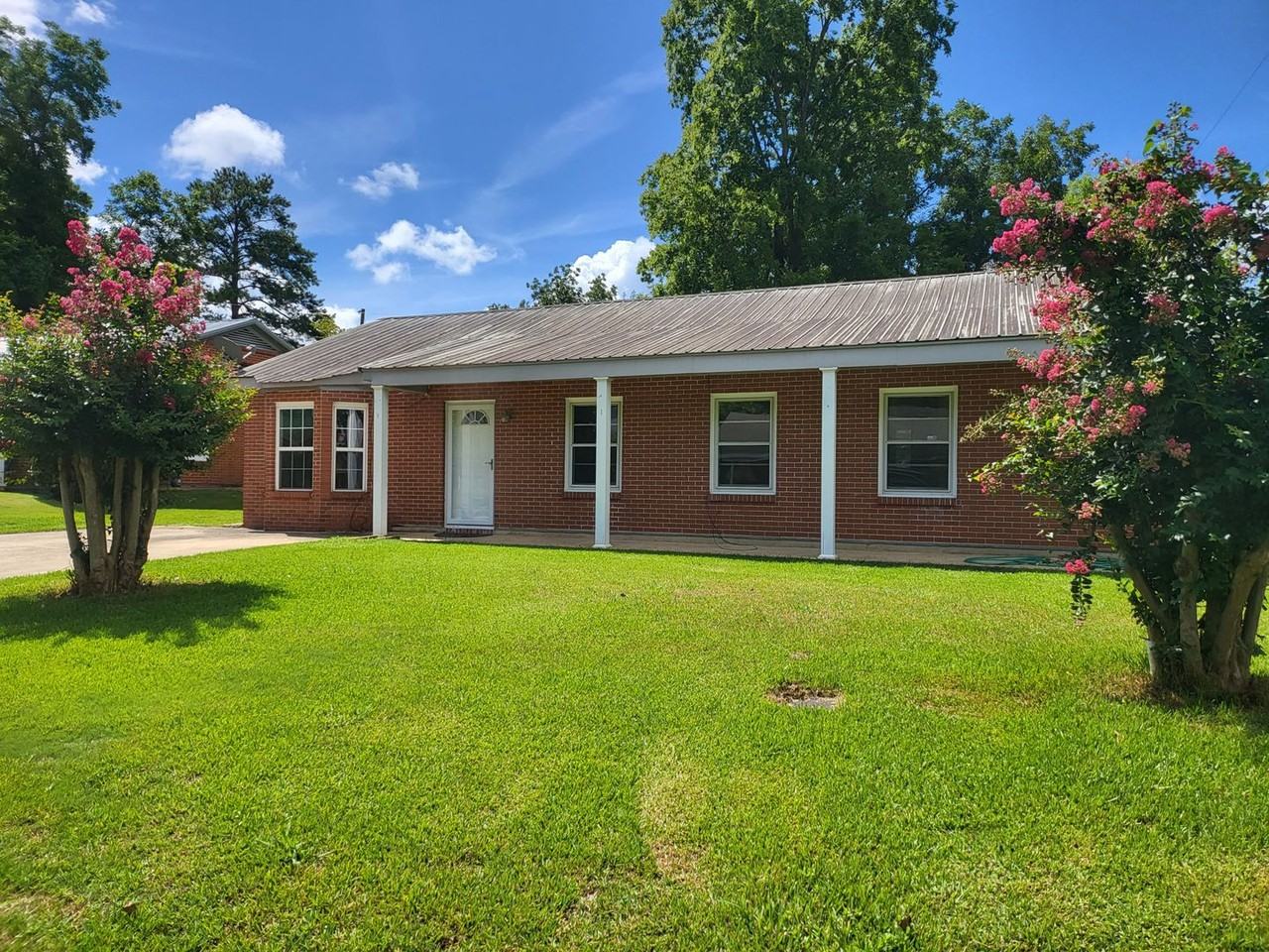 4123 10th St - Photo 2 of 15