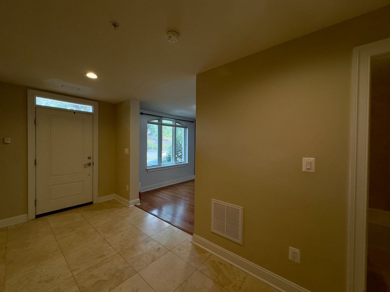 1024 Pier Pointe Lndg - Photo 3 of 50