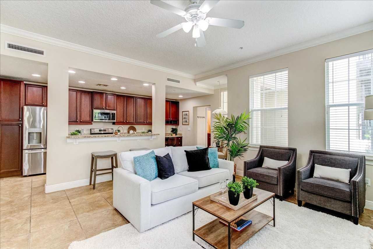 1570 Lake Baldwin Ln - Photo 3 of 22