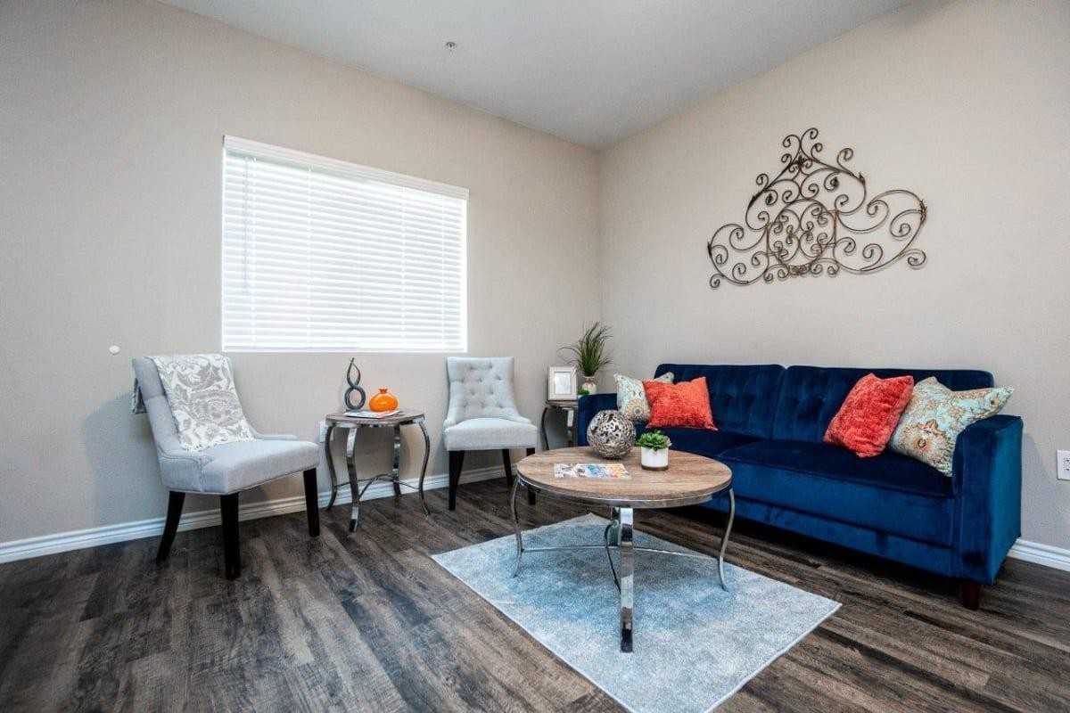 1100 Mccann Rd - Photo 2 of 12