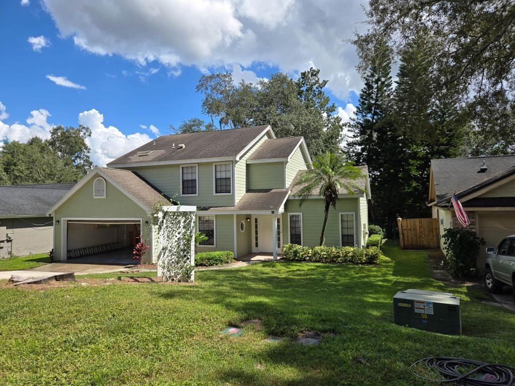 1232 Woodridge Ct - Photo 3 of 38