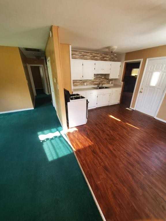 1808 East Bertman Avenue - Photo 4 of 10