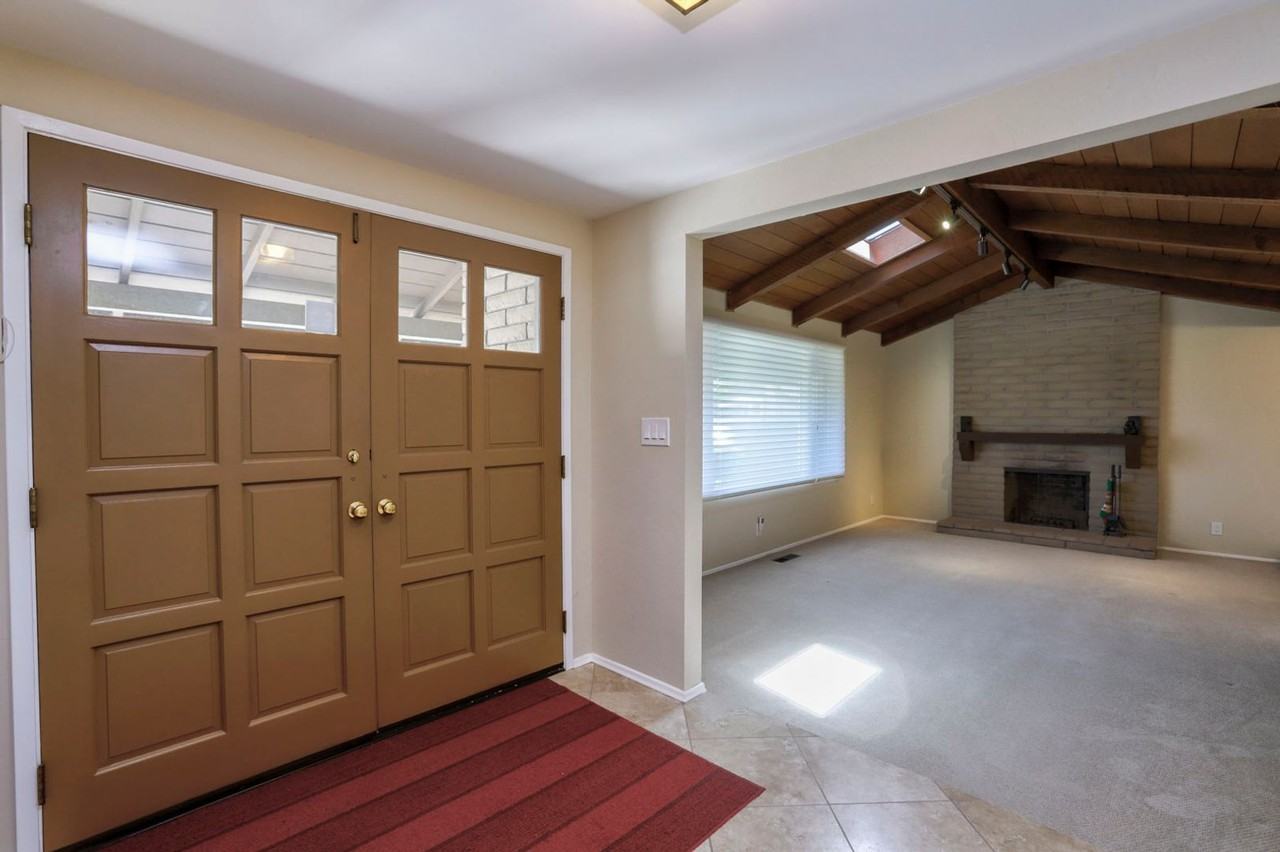 1016 Clearfield Dr - Photo 3 of 26