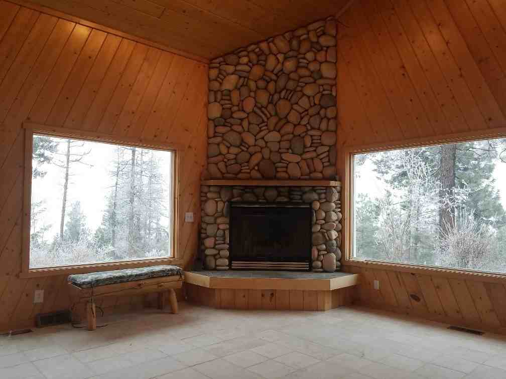 1020 Bear Mountain Rd - Photo 2 of 11