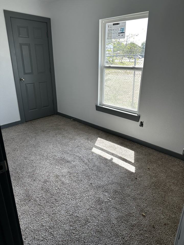 127 Browning Dr #127E - Photo 3 of 7