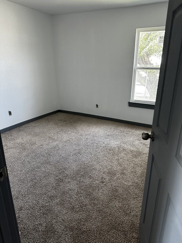 127 Browning Dr #127E - Photo 4 of 7