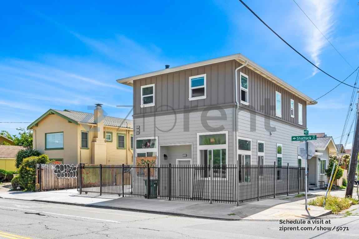 605 57th St - Photo 3 of 17