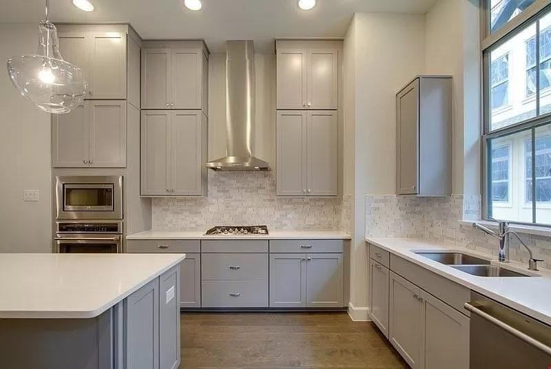 1366 Branchwood Pl - Photo 7 of 18