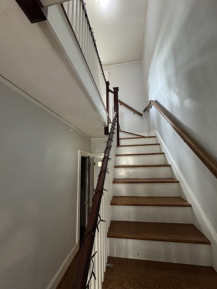 35 Saint Clements Rd - Photo 3 of 14