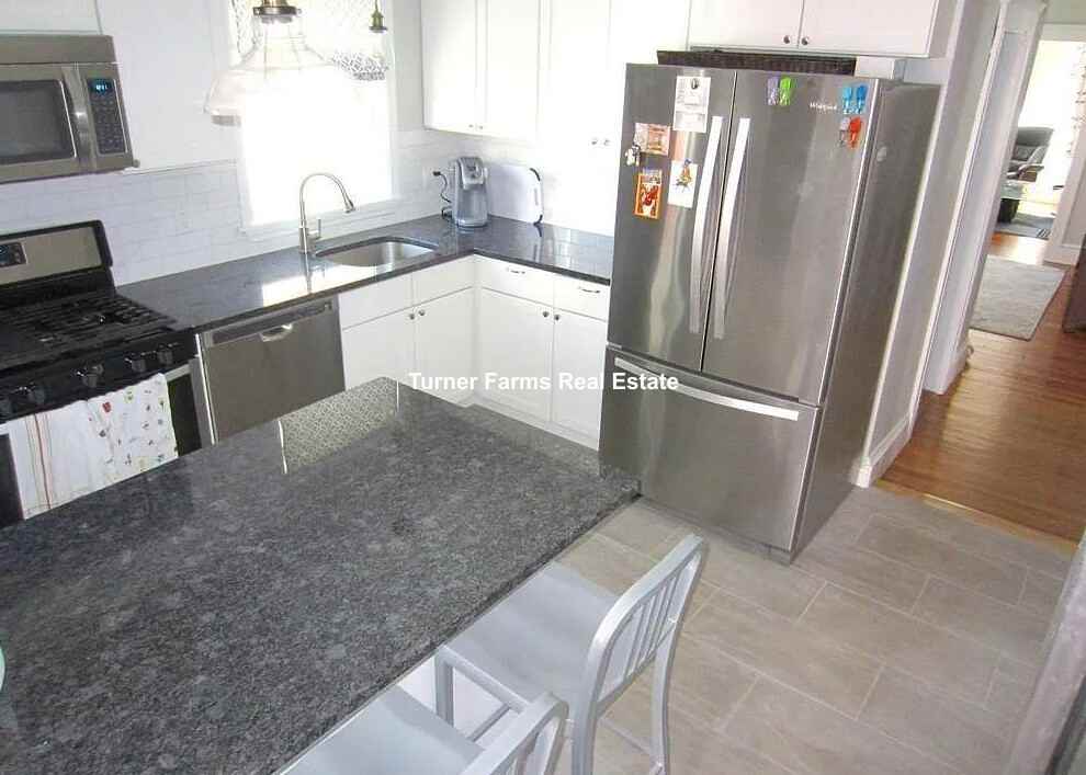 Frederick Ave - Photo 2 of 7