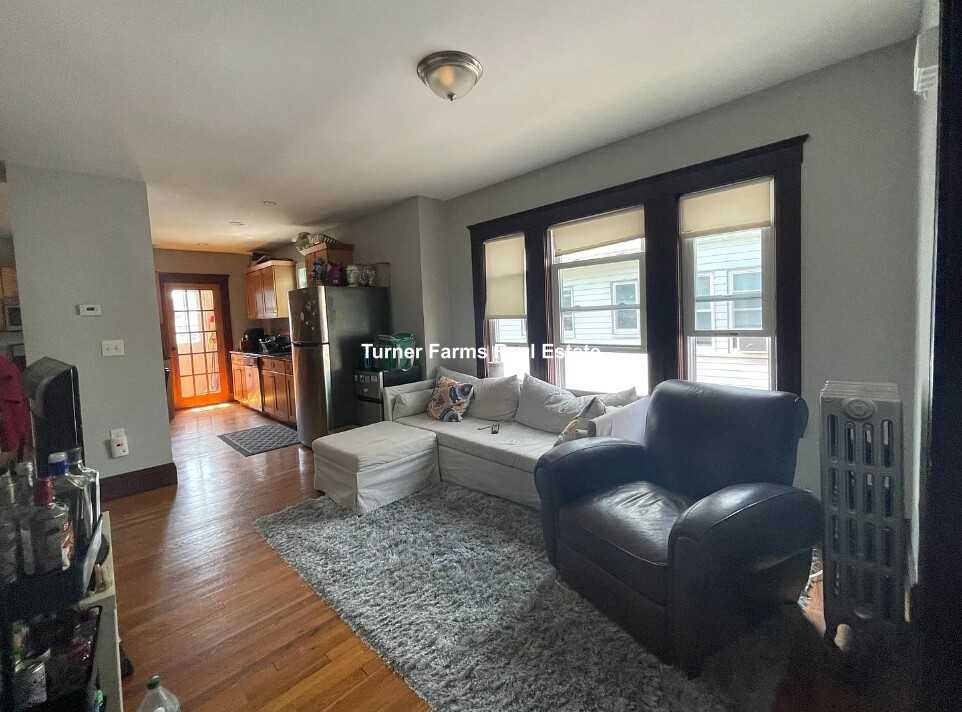 Frederick Ave - Photo 4 of 15