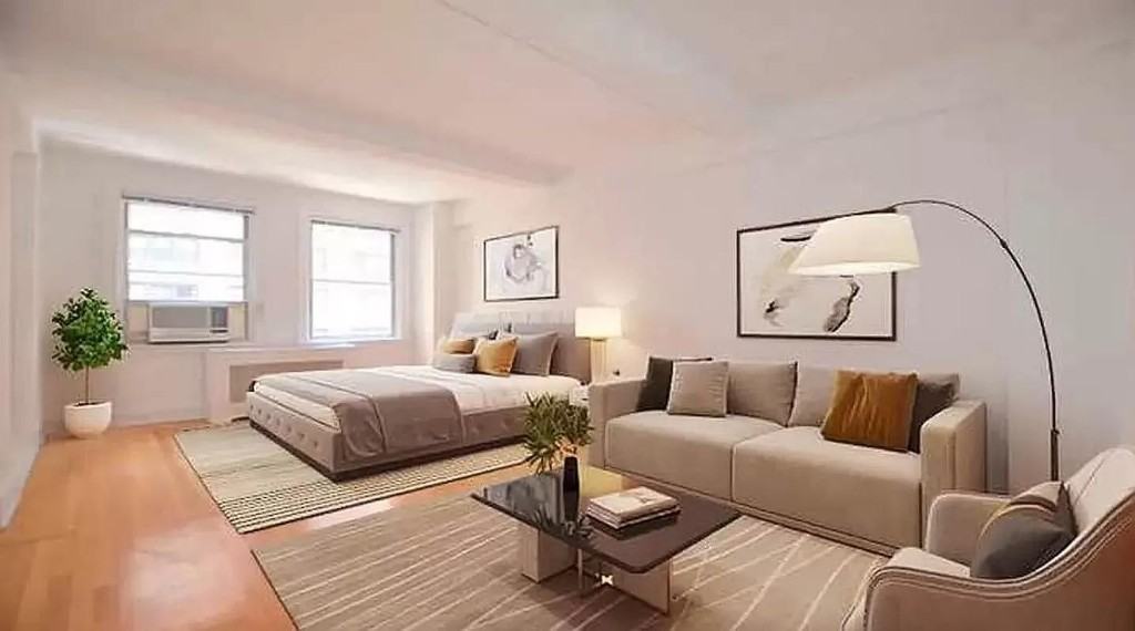 E 39th St #806 - Photo 2 of 6