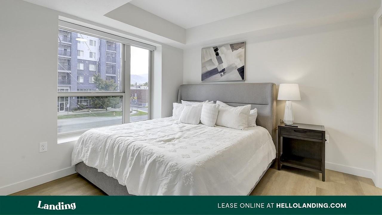 352 South 500 East - Photo 4 of 50