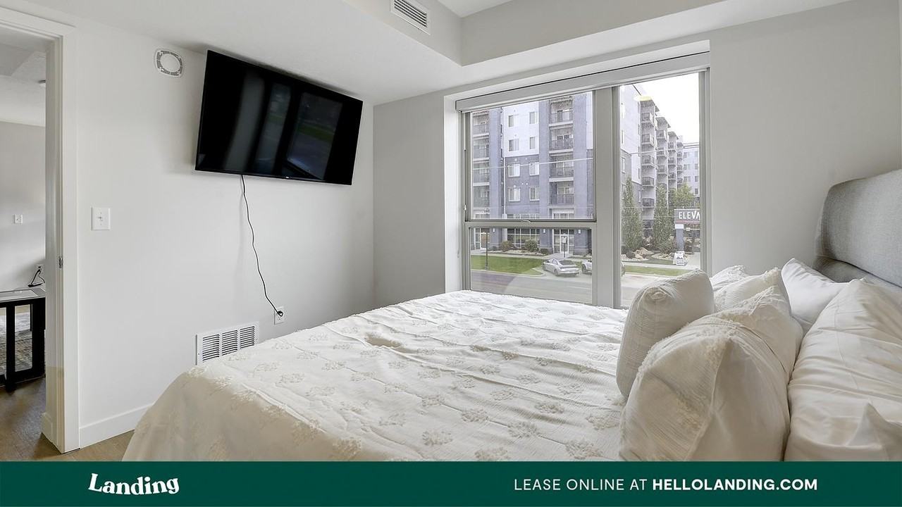 352 South 500 East - Photo 5 of 50