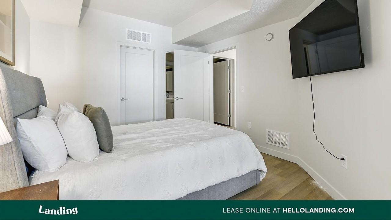 352 South 500 East - Photo 4 of 50