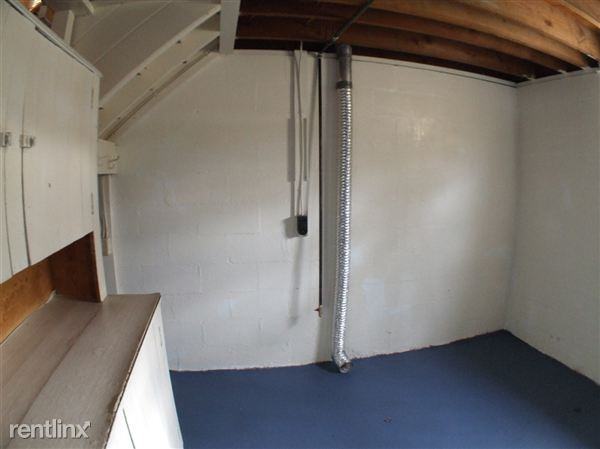 7692 Sally Dr - Photo 3 of 14