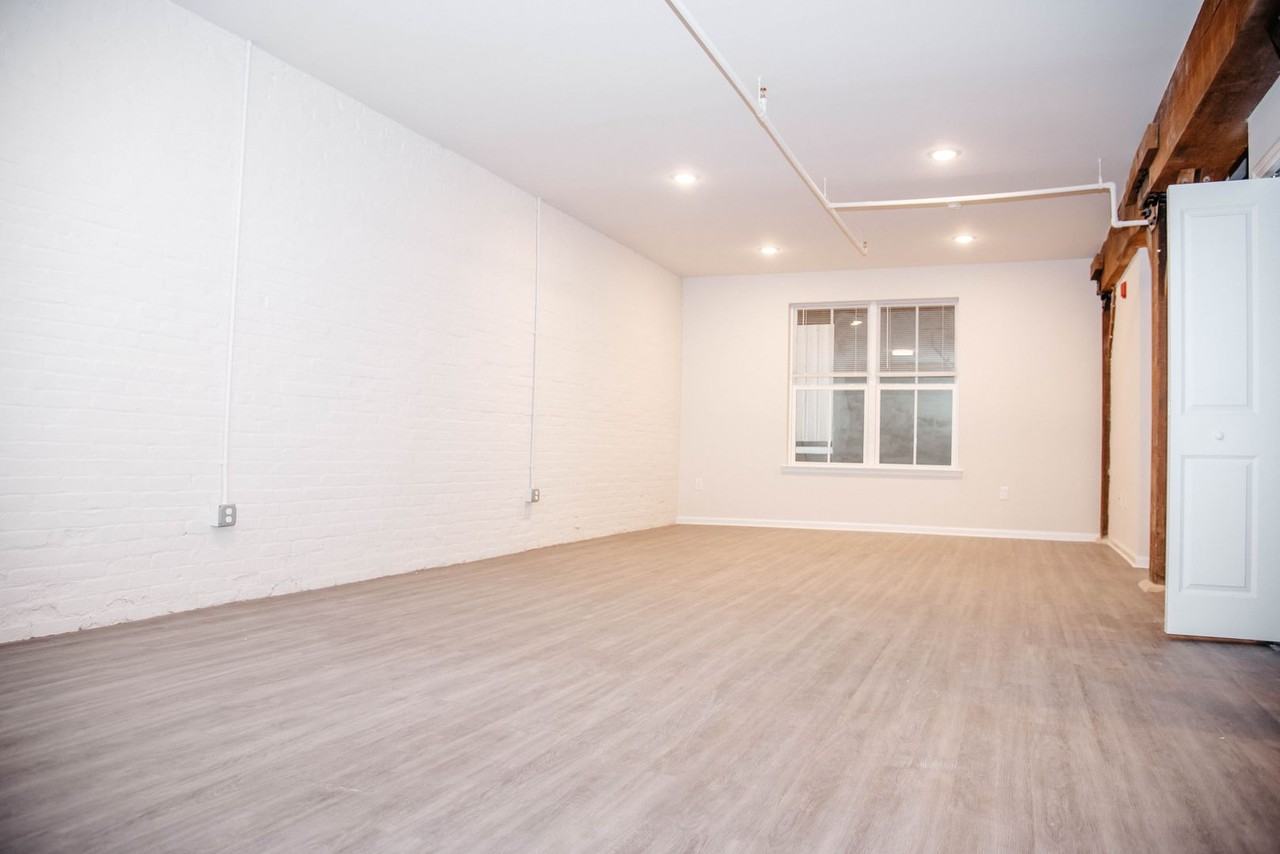 191 Broad Street - Photo 3 of 50