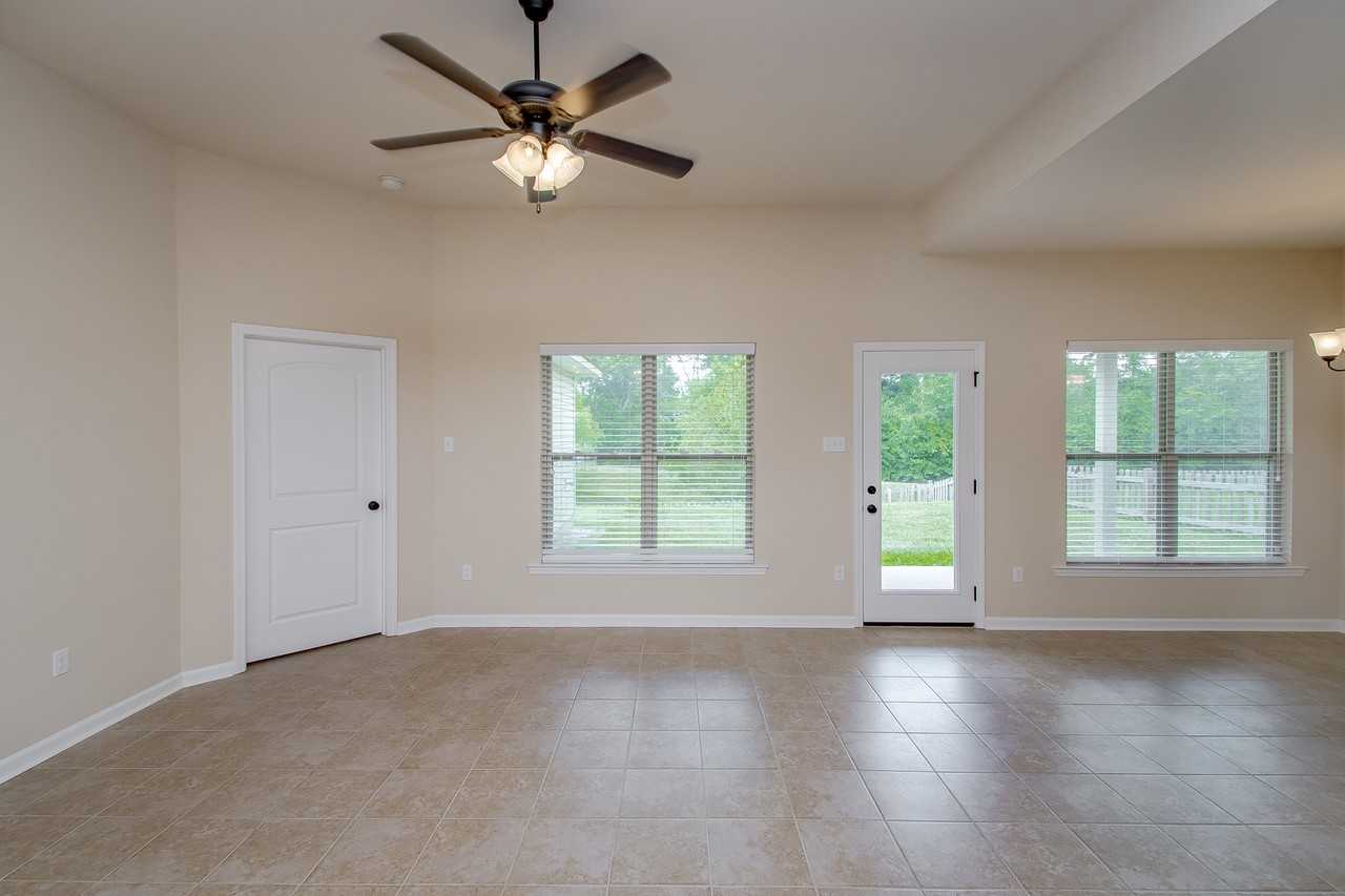 42228 Marblestone Ave #NA - Photo 3 of 18