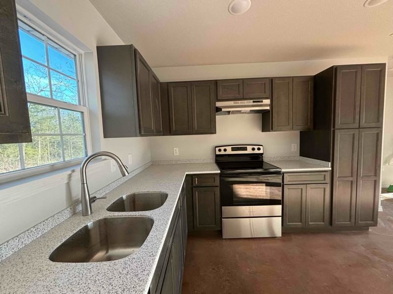 186 Rustic Ln - Photo 2 of 9