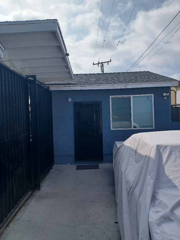 14539S S Stanford Ave - Photo 2 of 7