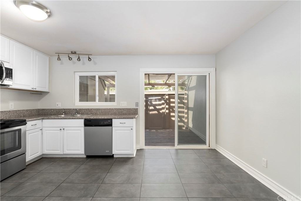 5749 E Creekside Ave #25 - Photo 4 of 21