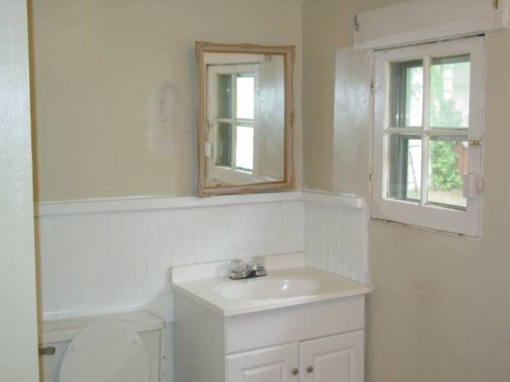 907 E Edenton St #NA - Photo 6 of 10