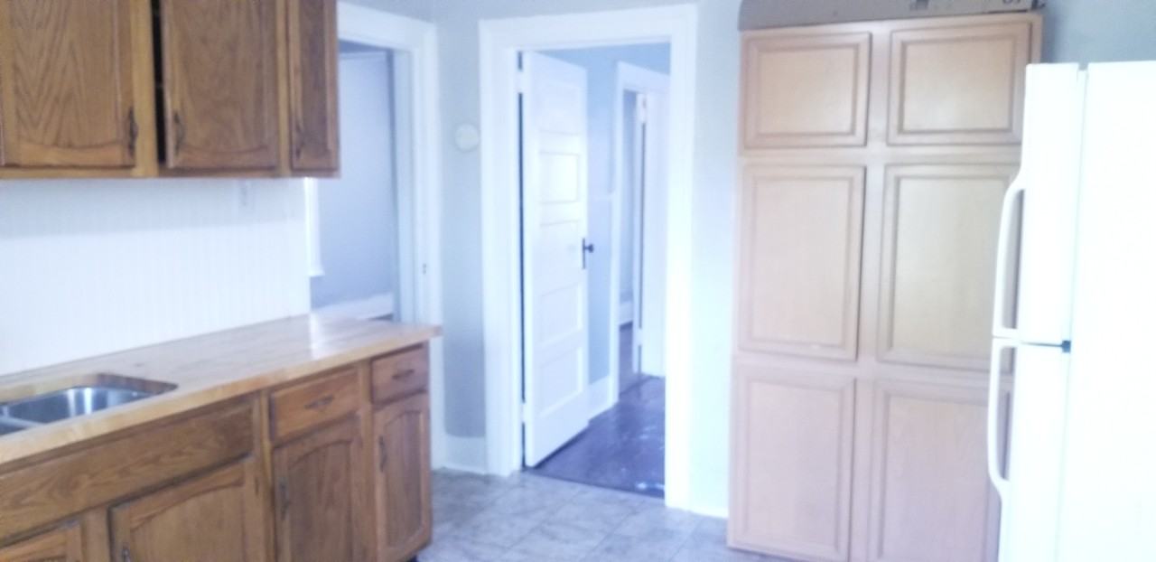 907 E Edenton St #NA - Photo 7 of 10