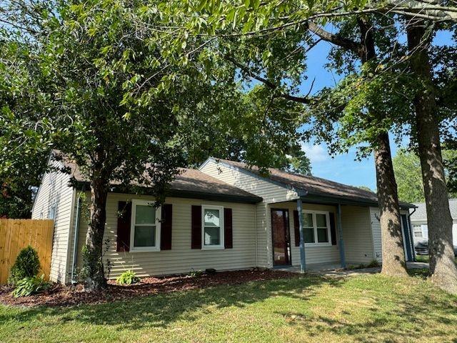 709 Carywood Ln - Photo 2 of 17