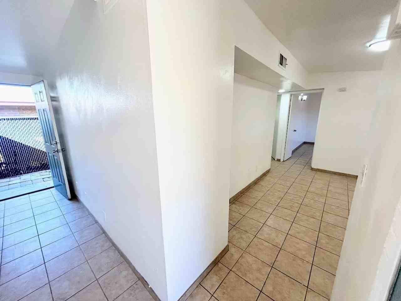 Jefferson Apartments - Photo 7 of 37