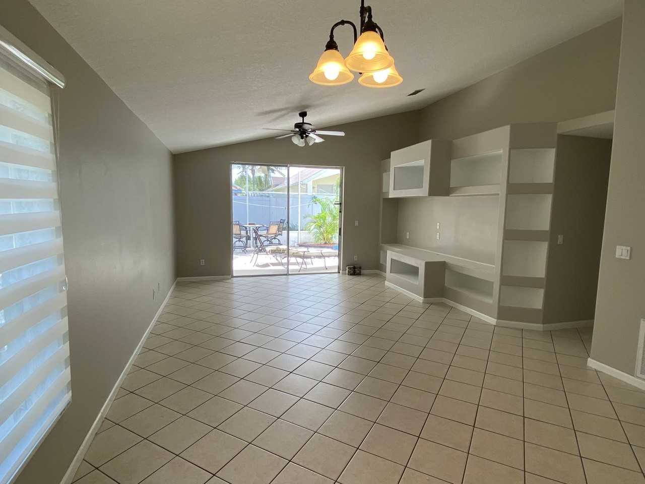 15510 Bay Vista Dr - Photo 2 of 23