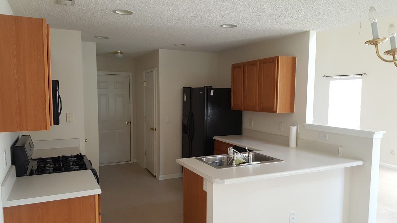 5201 Golden Moss Trl #NA - Photo 3 of 11