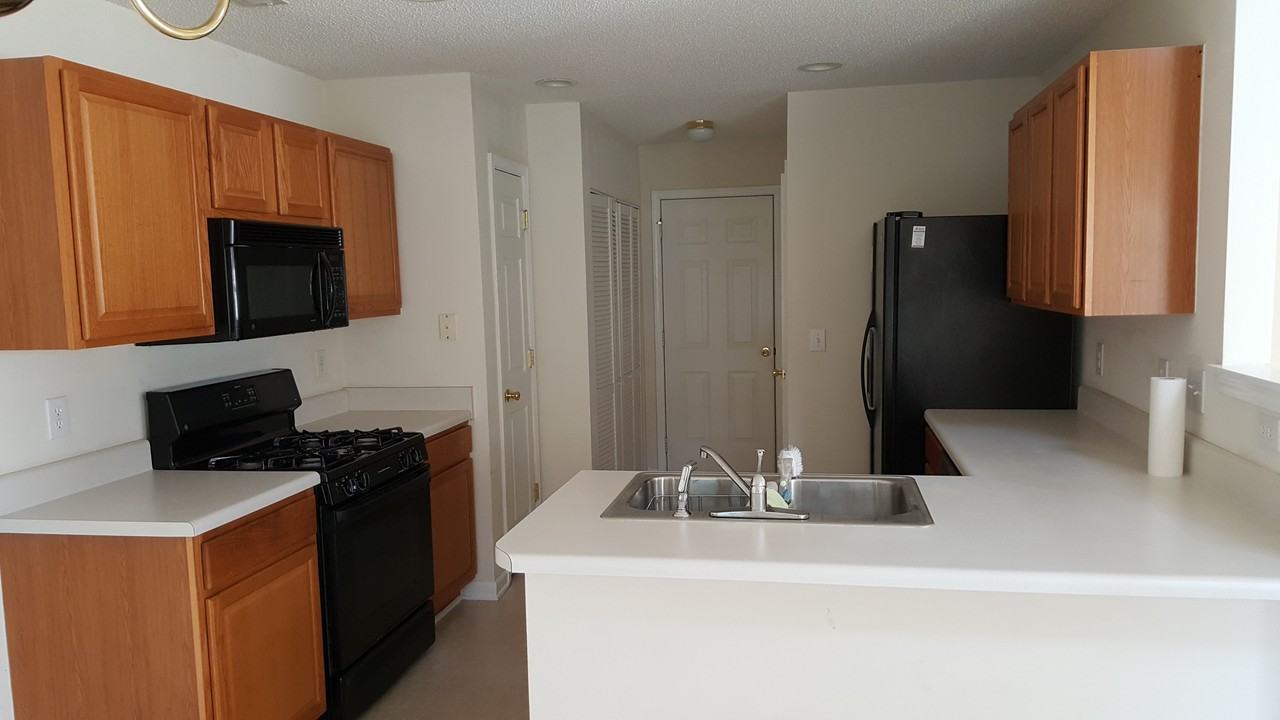 5201 Golden Moss Trl #NA - Photo 4 of 11