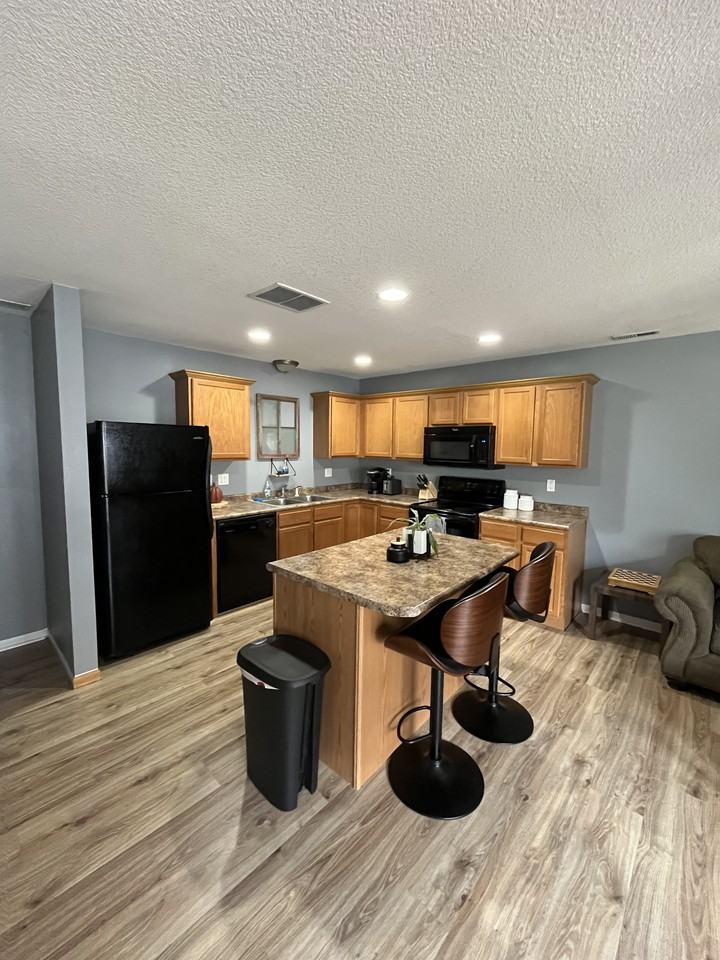 1136 Keystone Ln #NA - Photo 3 of 14