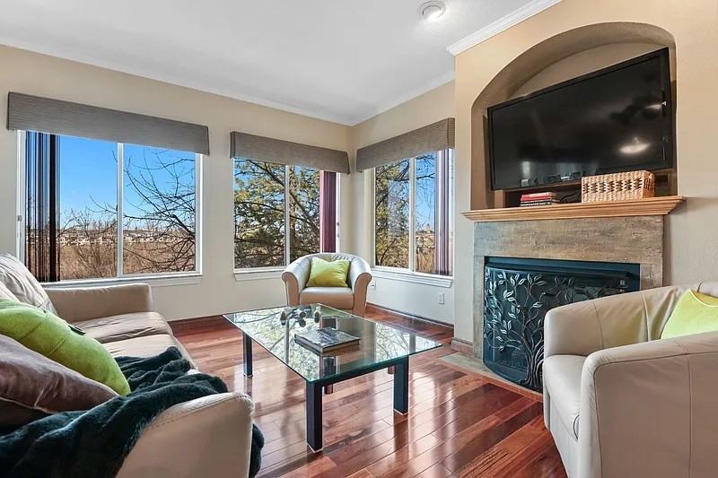 1930 West Riverside Avenue #1 - Photo 3 of 21