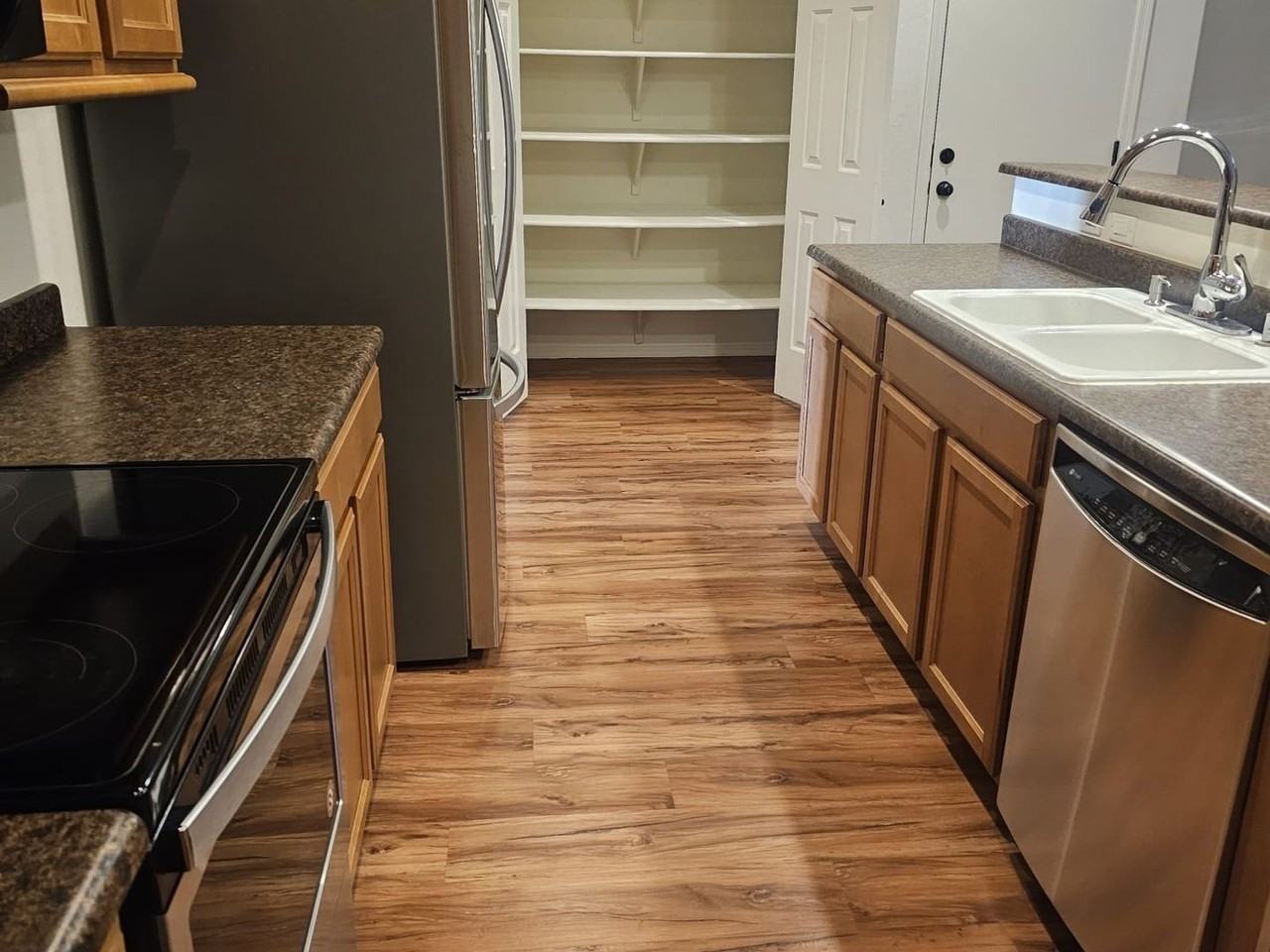 7716 S 37th Way - Photo 4 of 50