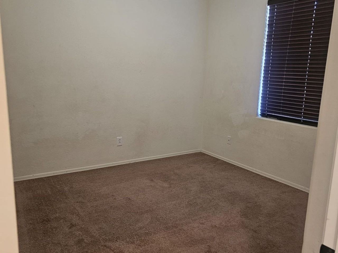 7716 S 37th Way - Photo 7 of 50