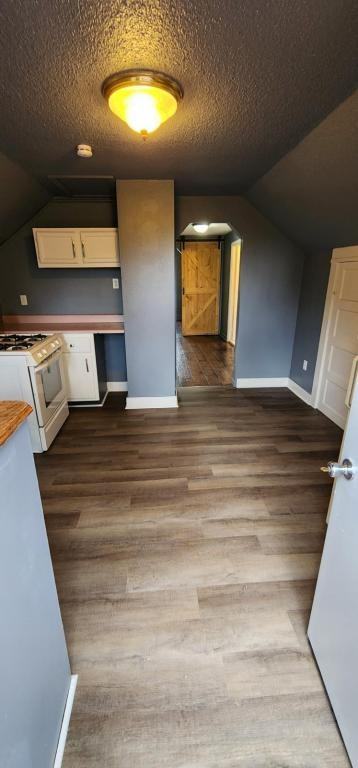 70 E Rockwood St - Photo 4 of 11