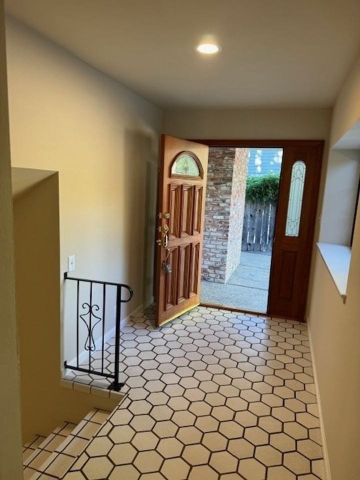 845 Upland Rd - Photo 2 of 23