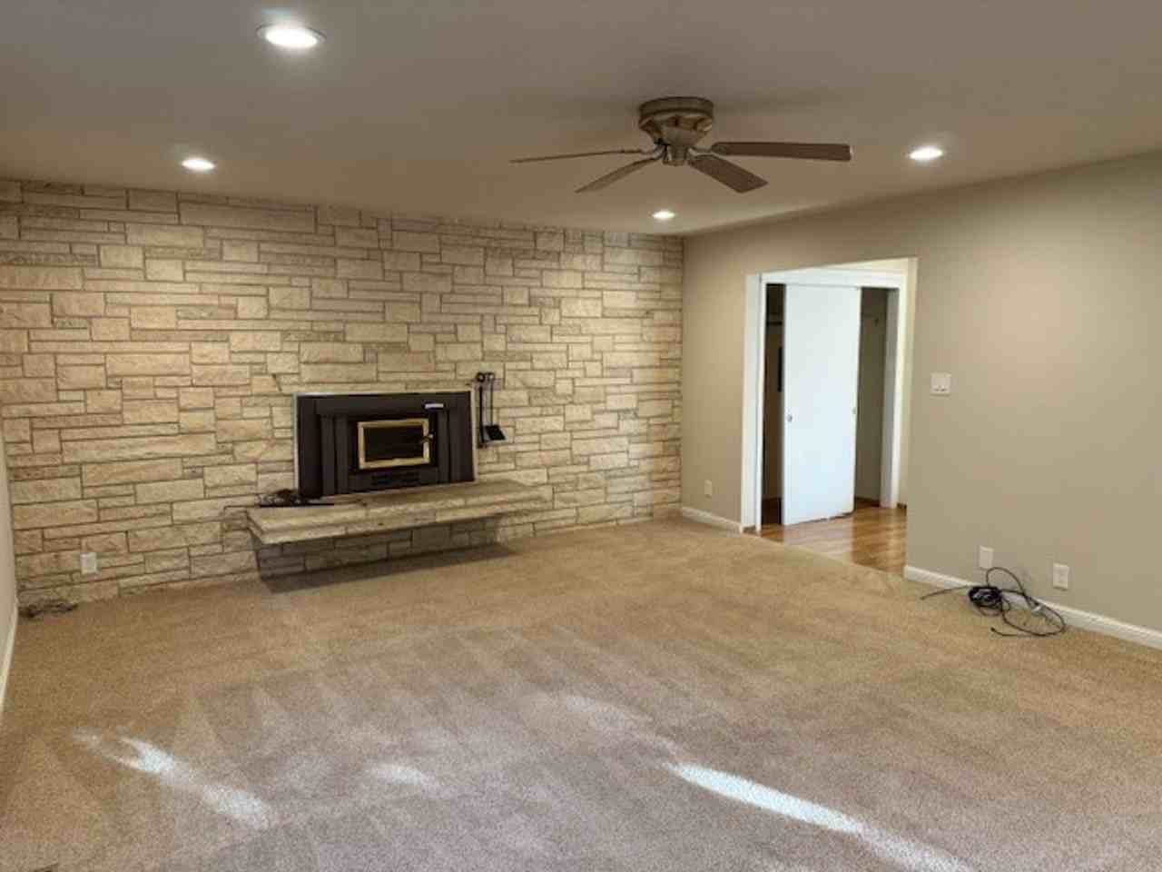 845 Upland Rd - Photo 3 of 23