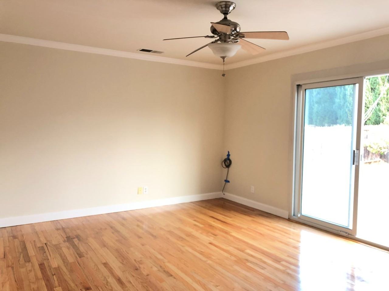 39359 Sutter Dr - Photo 2 of 16