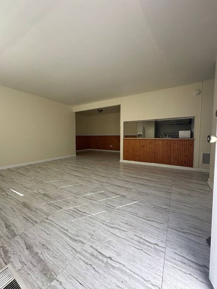 20113 Ash Ln - Photo 2 of 15